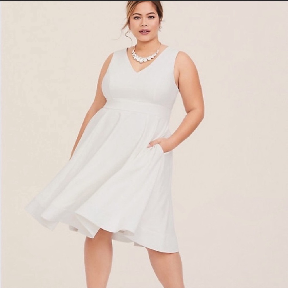 Torrid Ever After White Wedding Dress